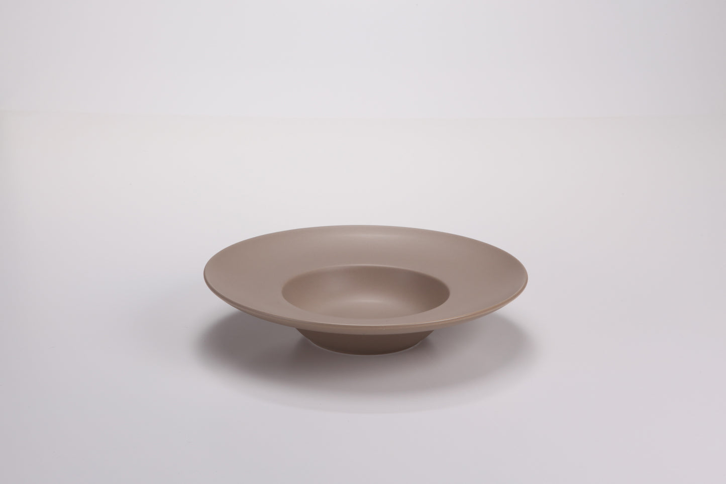 DE TERRA PASTA PLATE 9.25" l 24 CM - SANDY KHAKI - DON BELLINI # DB2210524
