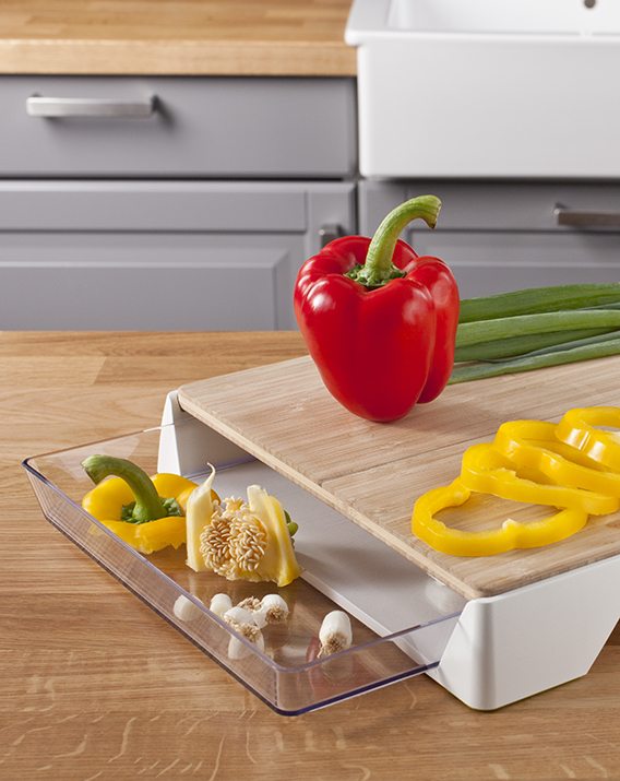 CUTTING BOARD & TRAY BAMBOO WITH SLEEVE - VACU VIN #4685260
